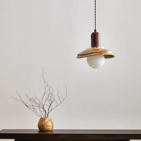Ceramic Wooden Chandelier with Metal Accents - 图片 3