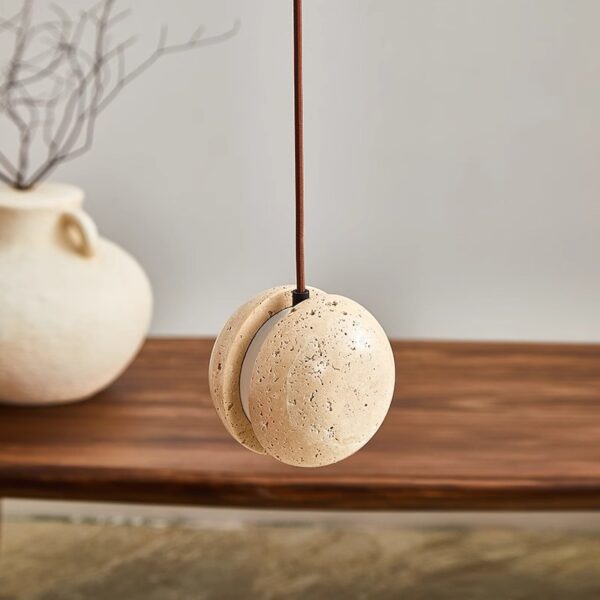 Vintage Distressed Resin Chandelier - 图片 5