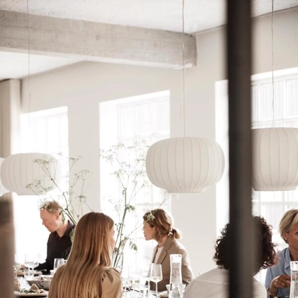 Modern restaurant silk LED pendant light Danish designer pendant light Hotel circular lantern Nordic high-end home decoration - 图片 6